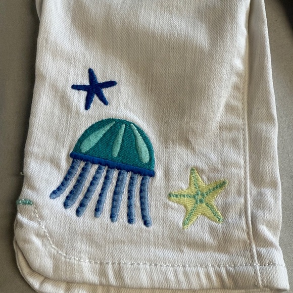 Gymboree - White Kids' Jeans with Embroidered sealife design - Picture 2 of 5